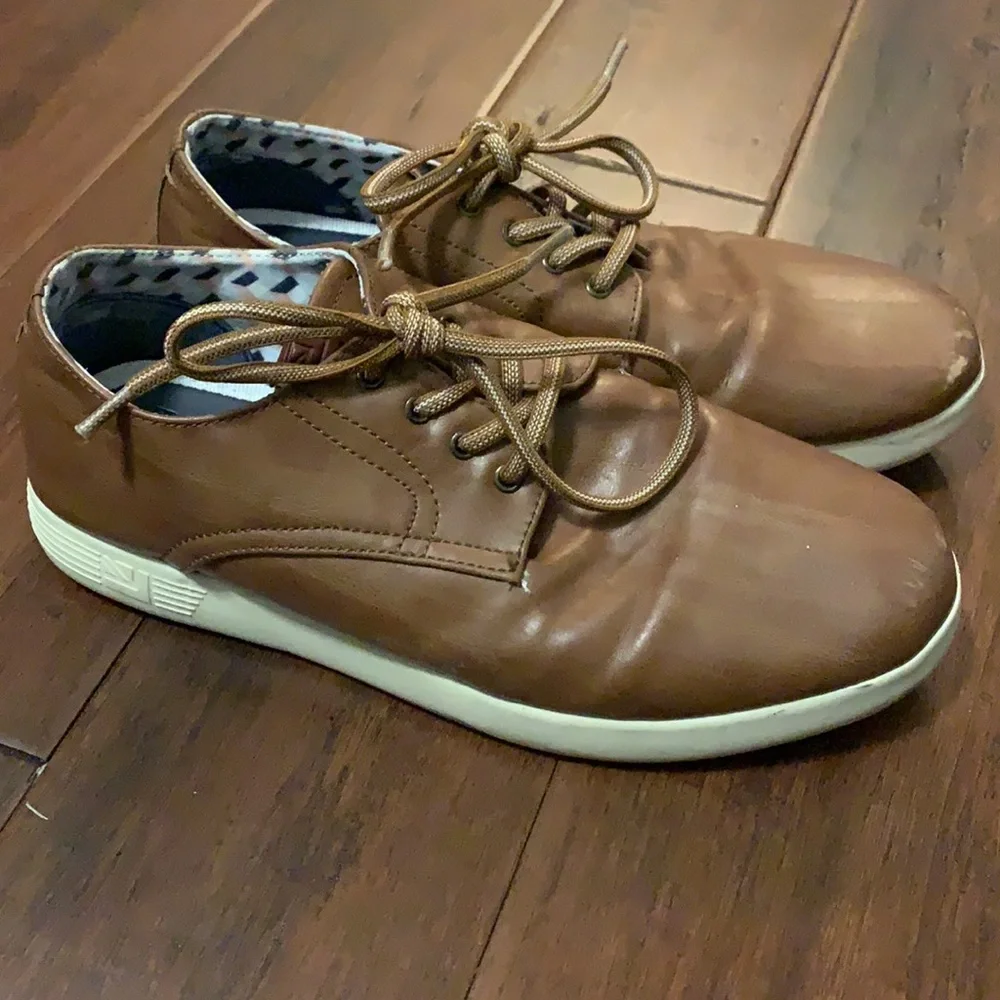 Ben Sherman Tan shoes size 7
